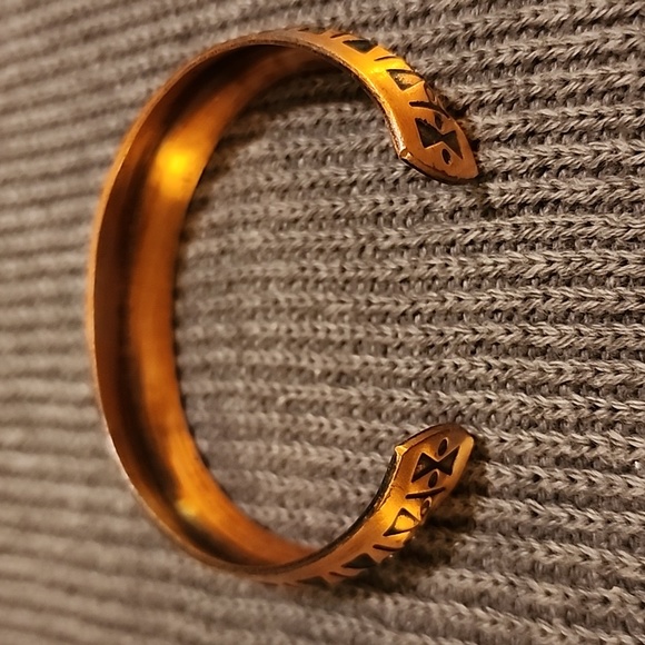 Vintage Copper Cuff Bracelet - Picture 2 of 5